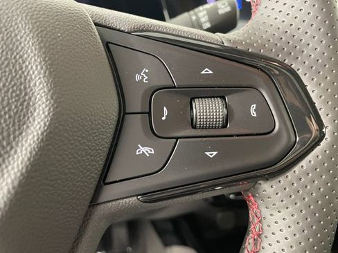 New 2026 Chevrolet Trax RS w/ Sunroof Package image 8