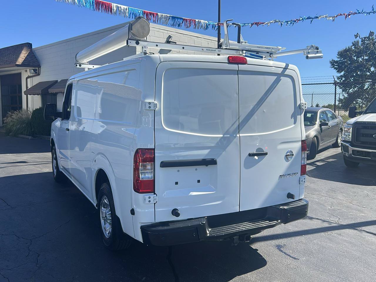 Used 2021 Nissan NV 2500 SV RWD image 7