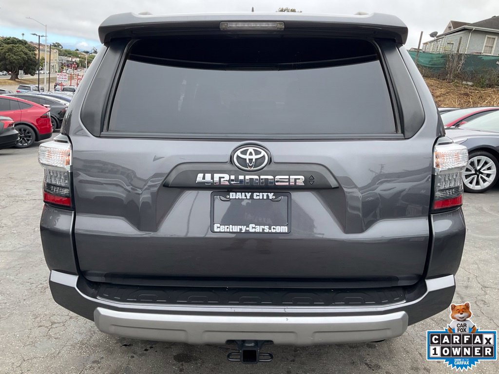 Used 2023 Toyota 4Runner TRD Off-Road Premium w/ Moonroof Package AWD/4WD image 4