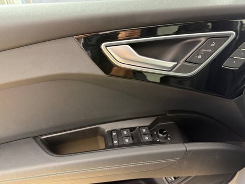 Certified 2024 Audi Q4 e-tron Premium Plus AWD/4WD image 10