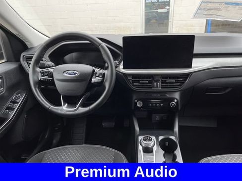 Used 2023 Ford Escape Active w/ Tech Pack #1 AWD/4WD image 12