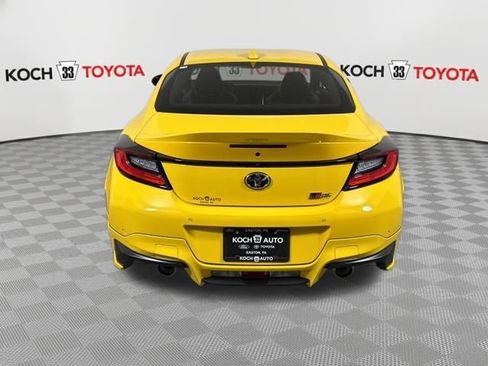 New 2026 Toyota GR86 YUZU Limited image 7
