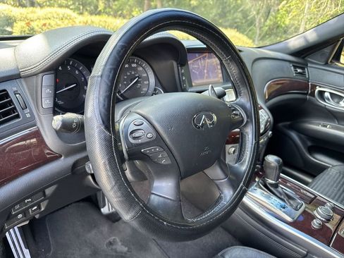 Used 2013 INFINITI M37 w/ Premium Pkg image 18