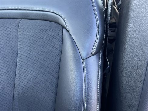 Certified 2023 Jeep Grand Cherokee Altitude image 12