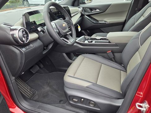 New 2026 Chevrolet Equinox LT image 5