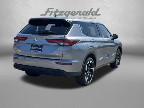 Used 2024 Mitsubishi Outlander SE AWD/4WD image 7