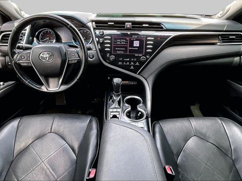 Used 2018 Toyota Camry XLE w/ Audio Package FWD image 14