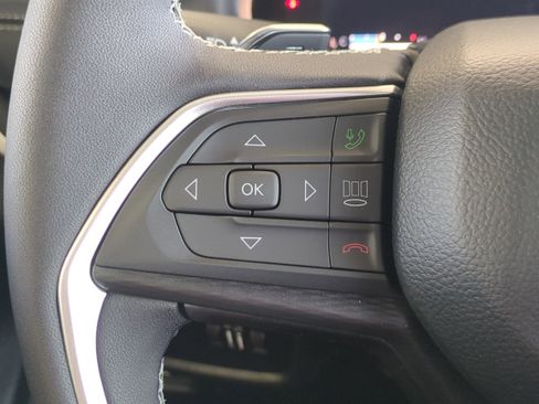 New 2025 Jeep Grand Cherokee L Altitude image 26