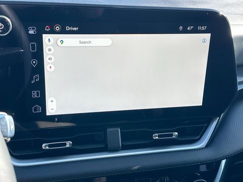 Used 2026 Chevrolet Equinox LT image 18