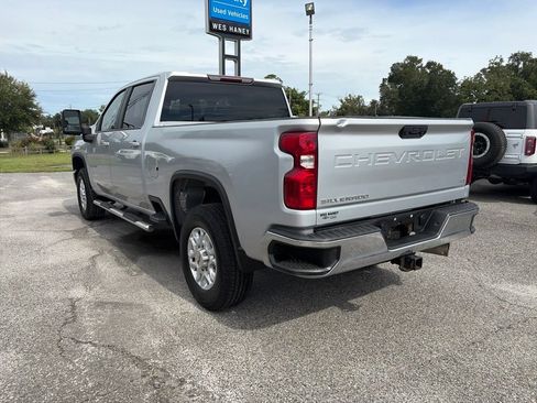 Used 2021 Chevrolet Silverado 2500 LT AWD/4WD image 6