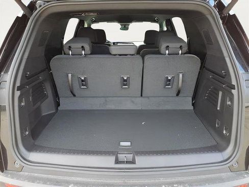 New 2026 Chevrolet Traverse LT w/ Driver Confidence Package image 6