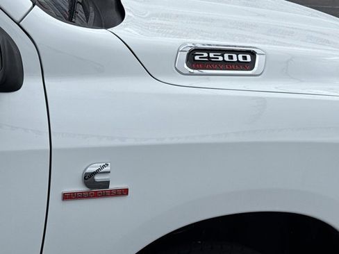 Used 2024 RAM 2500 Big Horn w/ Off Road Package image 5