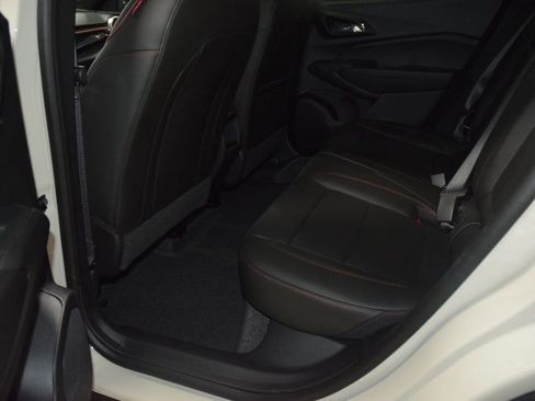 New 2026 Chevrolet Trax RS w/ Sunroof Package image 40