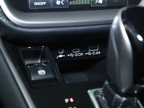 Certified 2025 Subaru Outback Premium image 27