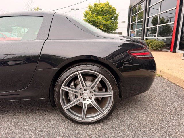 Used 2011 Mercedes-Benz SLS AMG Coupe image 36