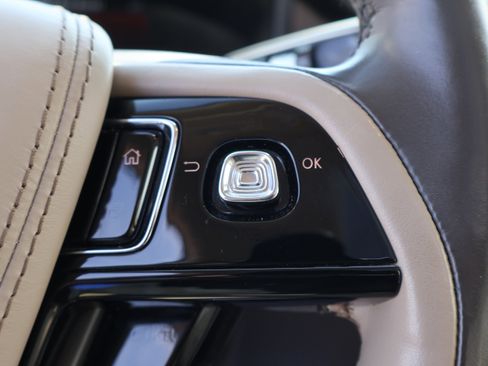 Used 2020 Lincoln Aviator Reserve w/ Equipment Group 201A AWD/4WD image 32