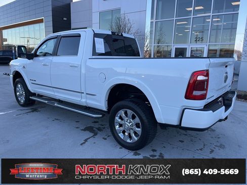 Used 2023 RAM 2500 Limited w/ Towing Technology Group image 17
