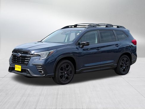 Used 2023 Subaru Ascent Onyx Edition AWD/4WD image 3