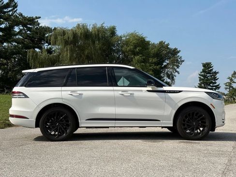 Used 2026 Lincoln Aviator Reserve w/ Luxury Package AWD/4WD image 8