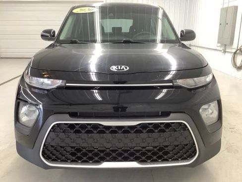 Used 2020 Kia Soul S FWD image 2