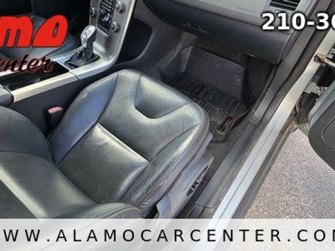 Used 2013 Volvo XC60 3.2 image 17