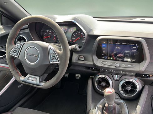 Used 2023 Chevrolet Camaro ZL1 RWD image 9
