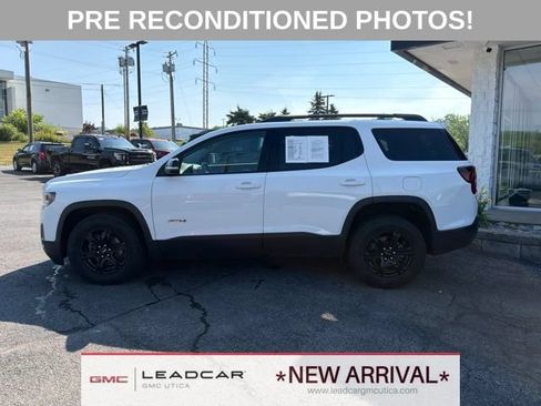 Used 2023 GMC Acadia AT4 w/ Technology Package AWD/4WD image 2