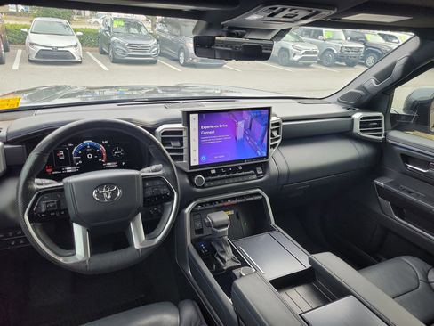 Used 2024 Toyota Tundra Platinum image 23