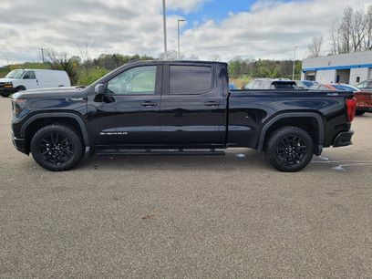 Used 2024 GMC Sierra 1500 Pro w/ Graphite Edition