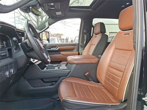 Used 2024 GMC Sierra 3500 Denali Ultimate image 13