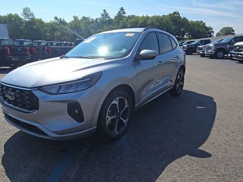 Certified 2023 Ford Escape ST-Line Select w/ Tech Pack #2 AWD/4WD image 14