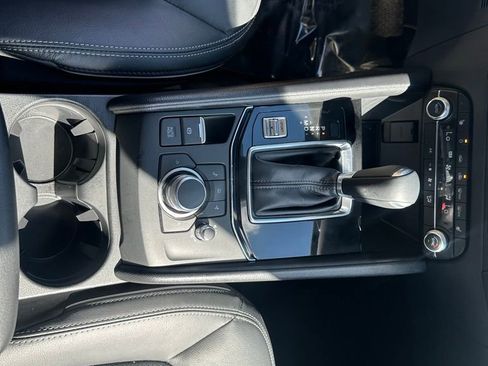 Used 2025 MAZDA CX-5 AWD 2.5 S w/ Preferred Package image 21