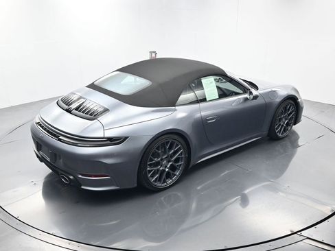 Used 2026 Porsche 911 Carrera T RWD image 40
