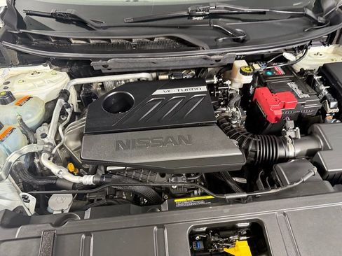 Used 2023 Nissan Rogue SV image 32