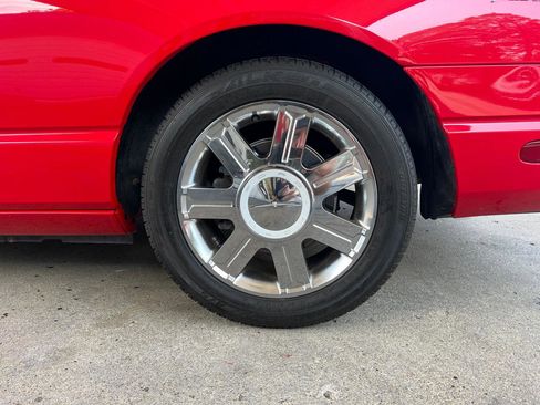 Used 2004 Ford Thunderbird RWD image 9