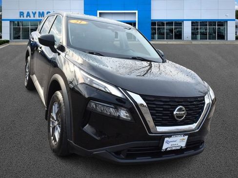 Used 2021 Nissan Rogue S image 9