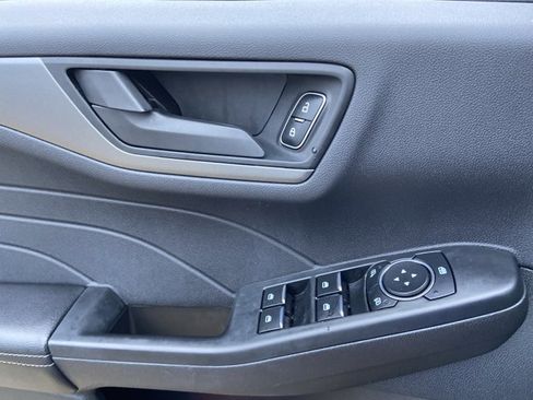 Used 2025 Ford Escape Active image 45