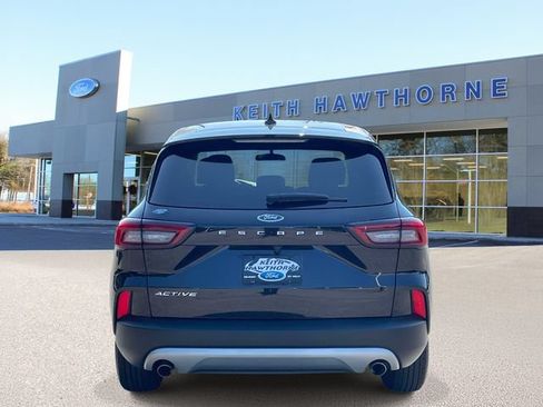 Certified 2025 Ford Escape Active FWD image 5