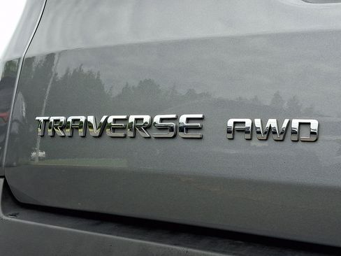 Used 2023 Chevrolet Traverse LT w/ LPO, Floor Liner Package AWD/4WD image 29