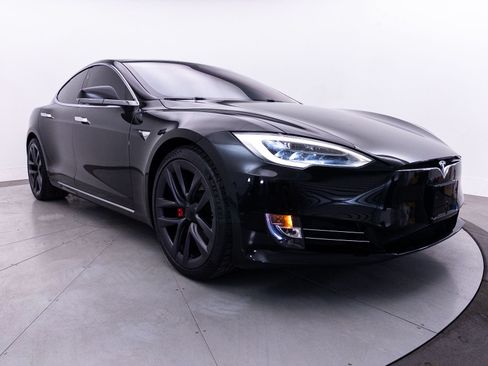 Used 2021 Tesla Model S Performance AWD/4WD image 10