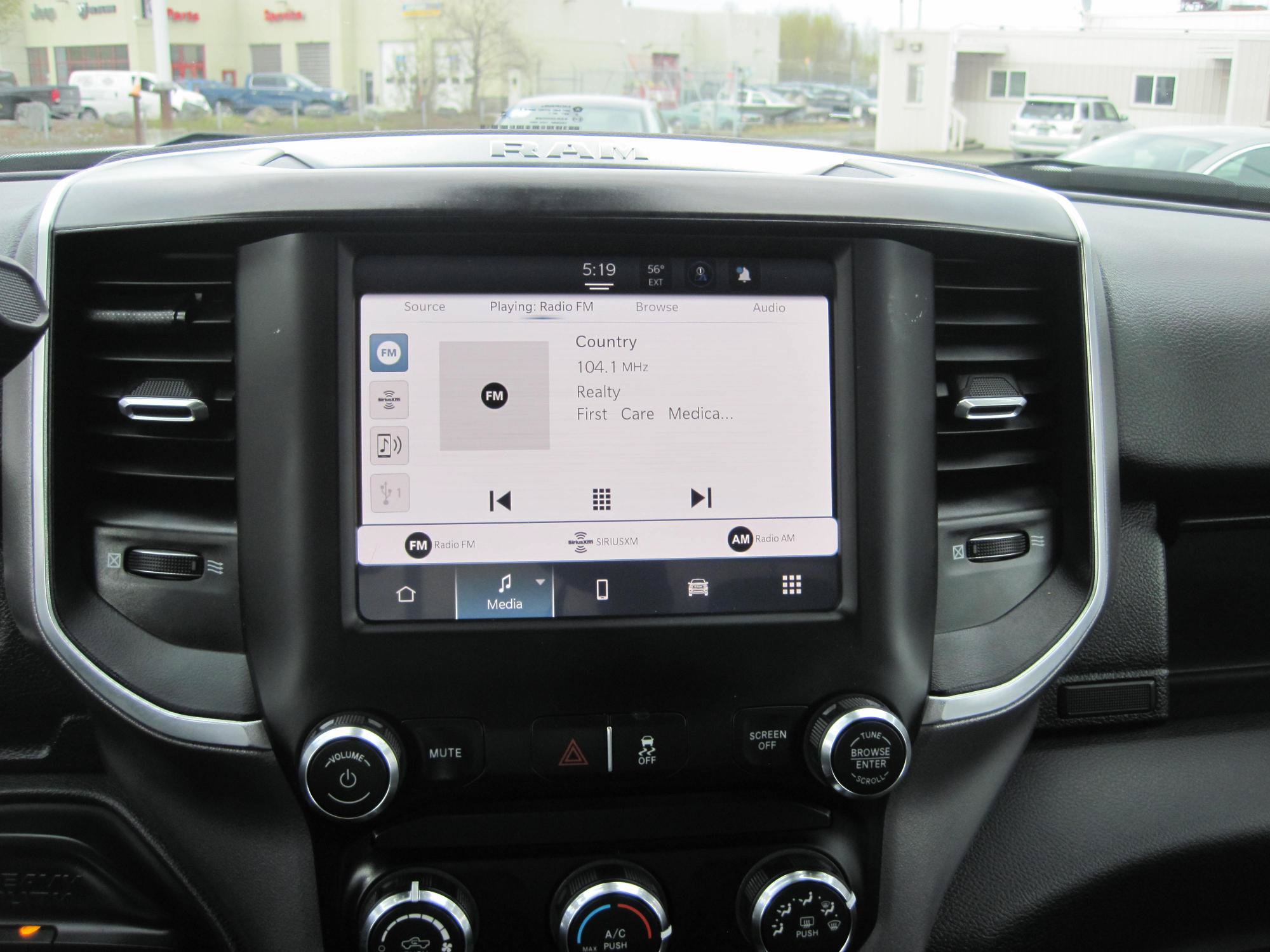 Used 2024 RAM 3500 Big Horn AWD/4WD image 19