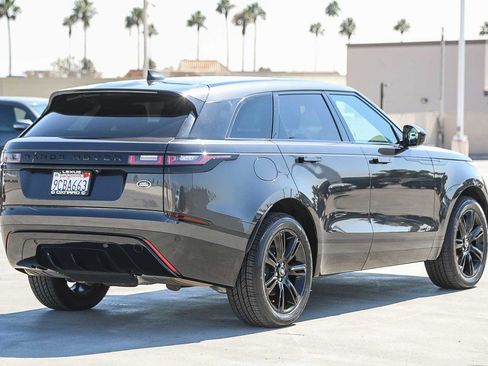 Used 2022 Land Rover Range Rover Velar R-Dynamic S image 7