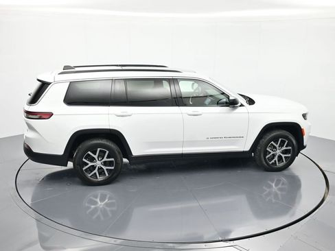 Used 2024 Jeep Grand Cherokee L Limited w/ Luxury Tech Group II AWD/4WD image 33