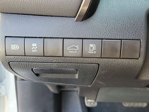 Used 2023 Toyota Camry SE image 22