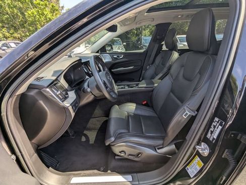 Used 2022 Volvo XC60 B6 Inscription w/ Advanced Package AWD/4WD image 17