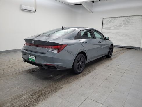 Used 2023 Hyundai Elantra SEL FWD image 10