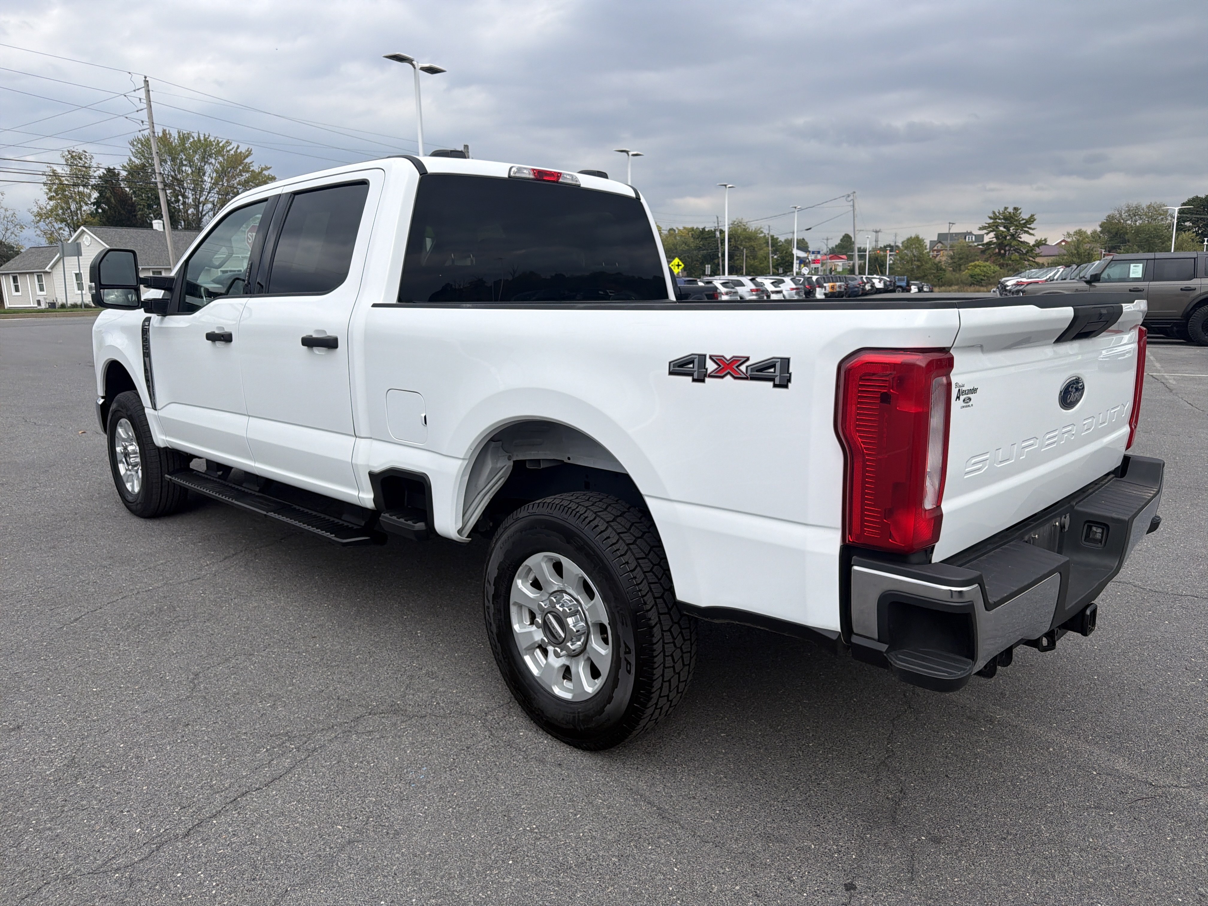 Used 2024 Ford F250 XLT AWD/4WD image 6