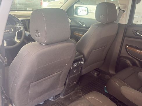 Used 2023 GMC Acadia SLE w/ Elevation Edition FWD image 23