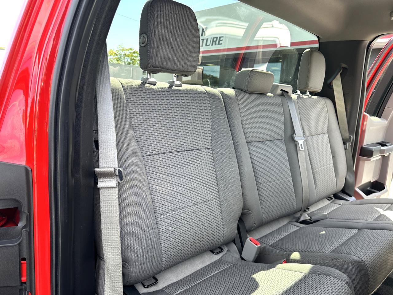 Used 2016 Ford F150 XLT AWD/4WD image 38