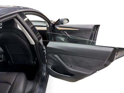 Certified 2023 Tesla Model 3 Standard Range RWD image 12
